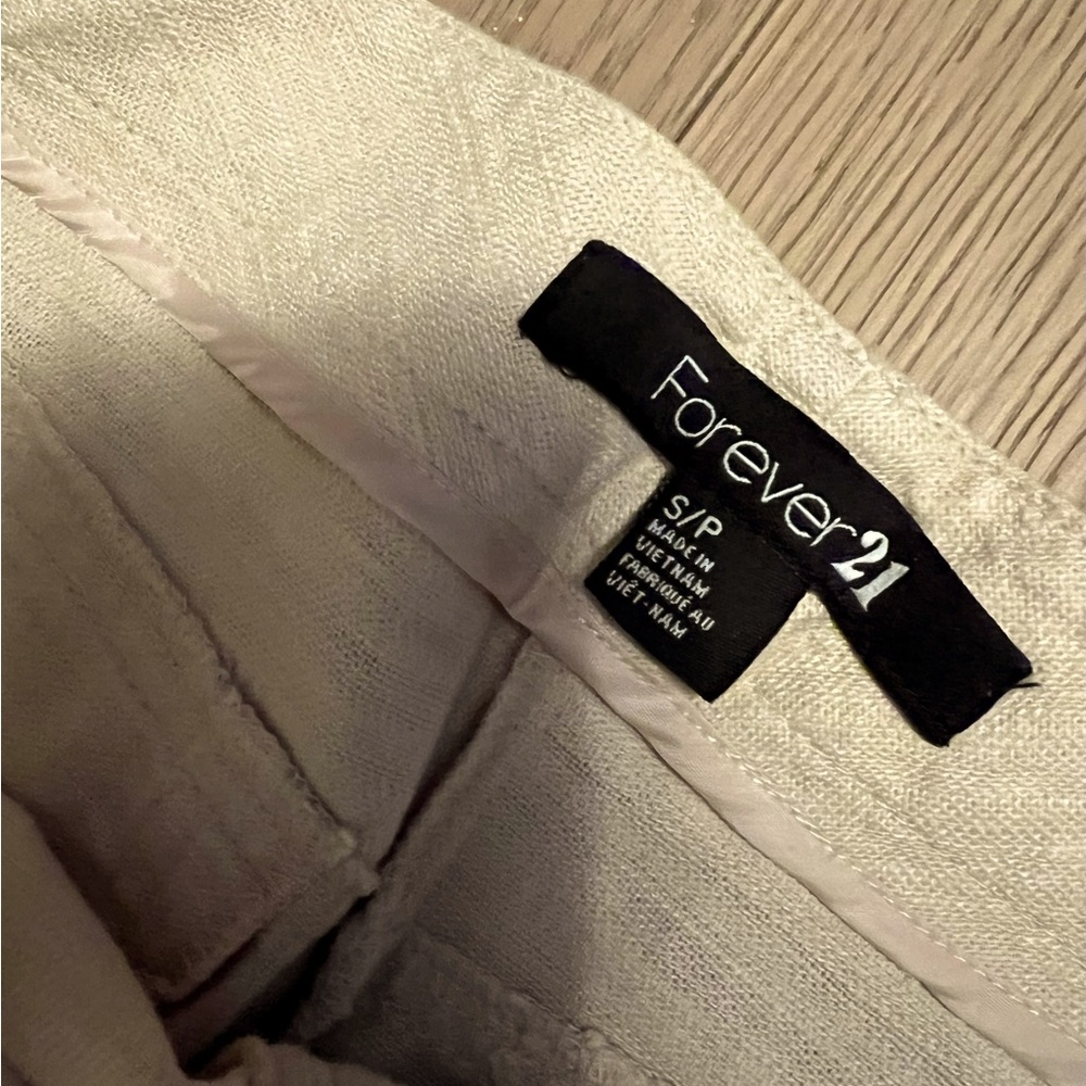 Forever 21, linen blend short - Picture 2 of 12